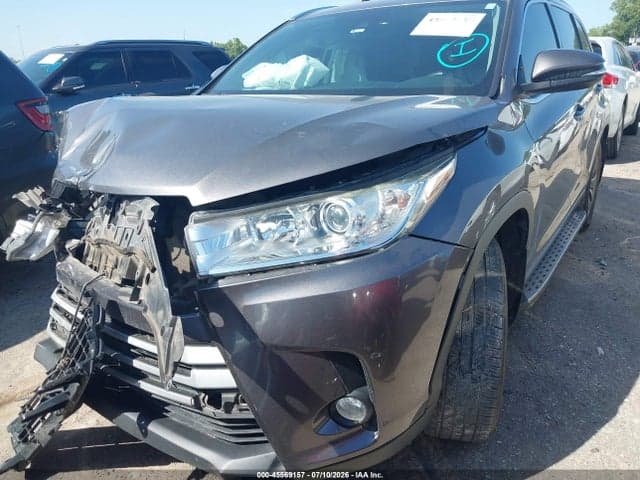 2018 TOYOTA HIGHLANDER XLE 6