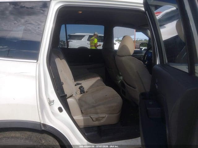 2017 HONDA PILOT EX 8