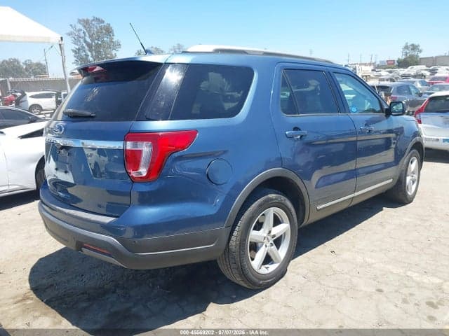 2019 FORD EXPLORER XLT 4