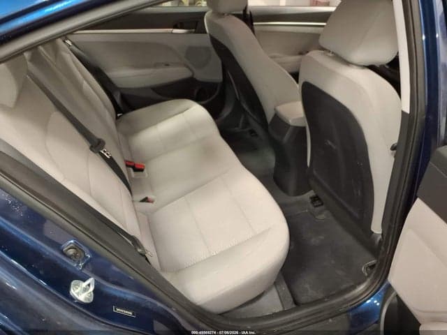 2020 HYUNDAI ELANTRA SE 8