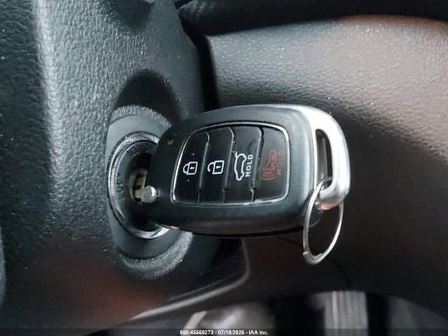 2021 HYUNDAI TUCSON SE 11