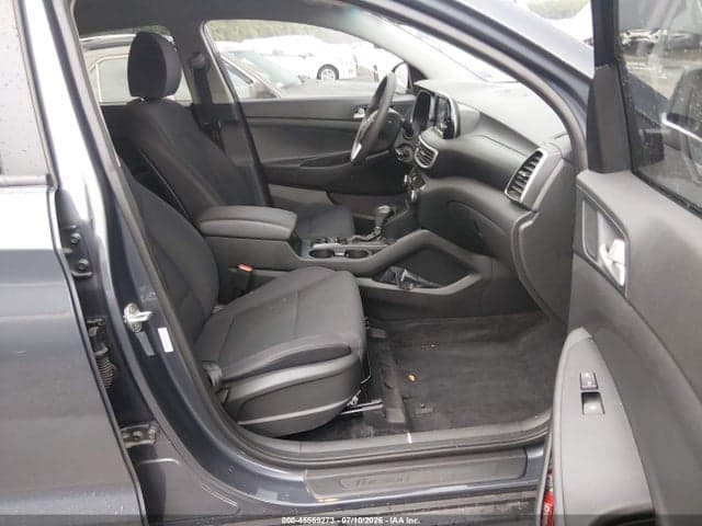 2021 HYUNDAI TUCSON SE 5