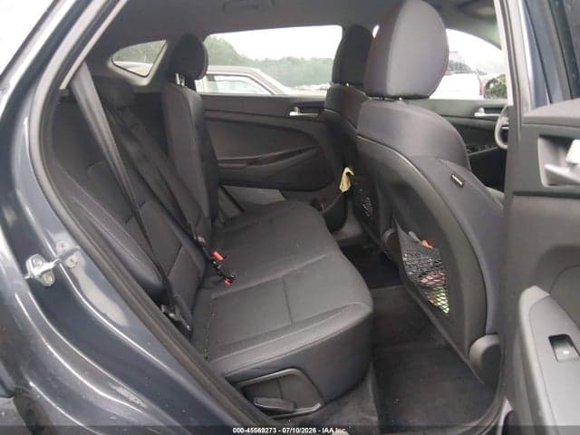 2021 HYUNDAI TUCSON SE 8