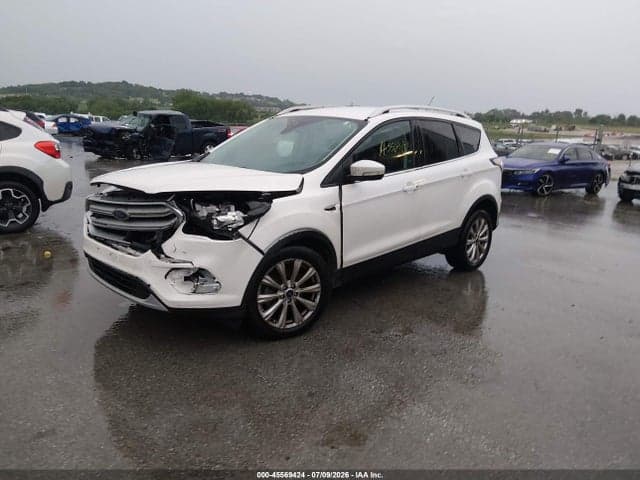 2017 FORD ESCAPE TITANIUM 2