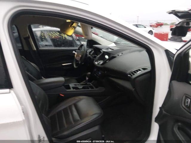 2017 FORD ESCAPE TITANIUM 5