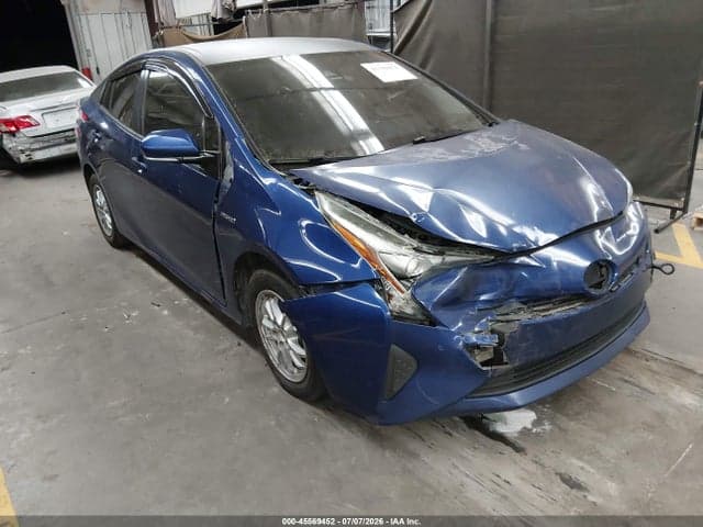 2018 TOYOTA PRIUS THREE 1