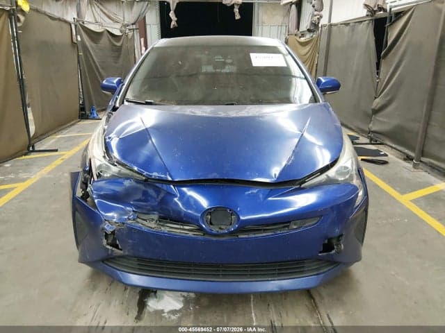 2018 TOYOTA PRIUS THREE 12