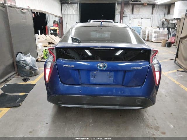 2018 TOYOTA PRIUS THREE 16