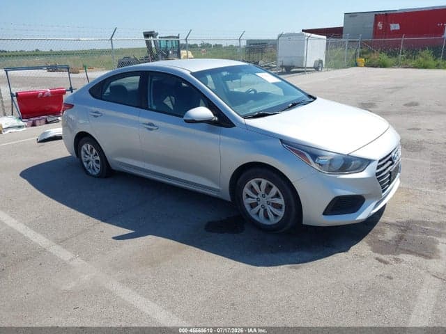 2018 HYUNDAI ACCENT SE 1