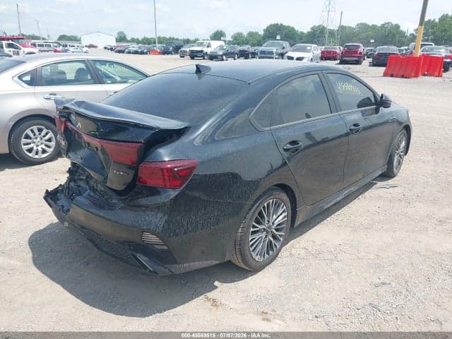 2023 KIA FORTE GT-LINE 4