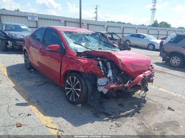 2019 TOYOTA COROLLA SE 1