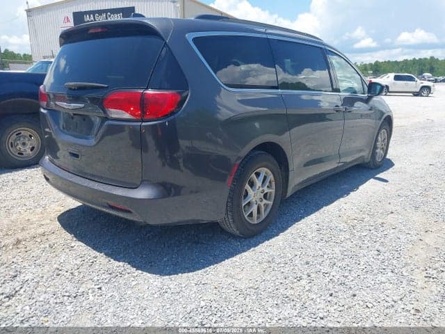 2020 CHRYSLER VOYAGER LXI 4