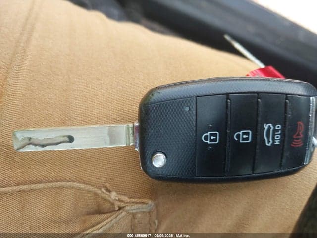 2020 KIA RIO S 11