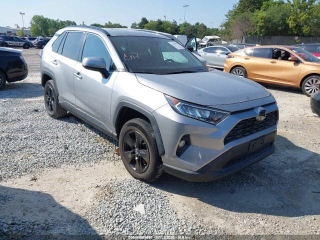 2020 TOYOTA RAV4 XLE 1