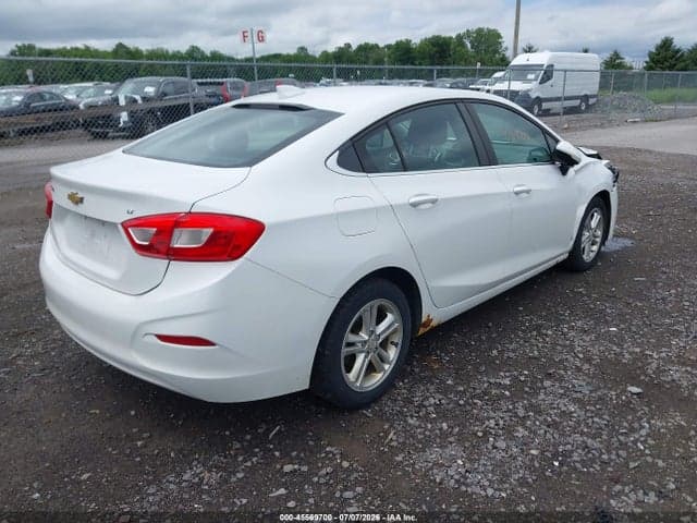 2017 CHEVROLET CRUZE LT AUTO 4