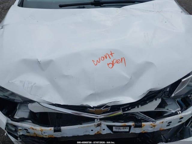 2017 CHEVROLET CRUZE LT AUTO 10