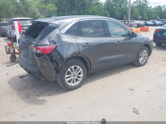 2020 FORD ESCAPE SE 4