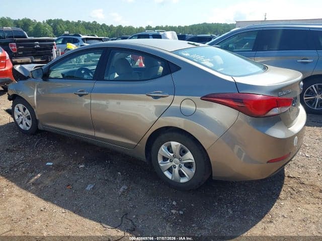 2016 HYUNDAI ELANTRA SE 3