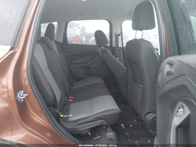 2017 FORD ESCAPE SE 8