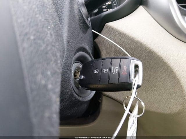 2017 KIA SORENTO 2.4L LX 11