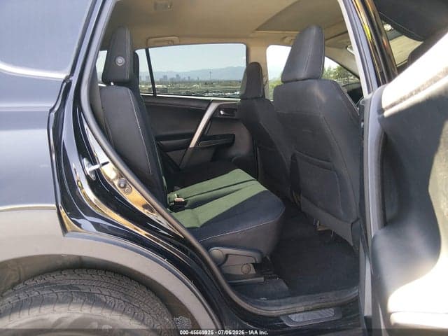 2018 TOYOTA RAV4 ADVENTURE 8