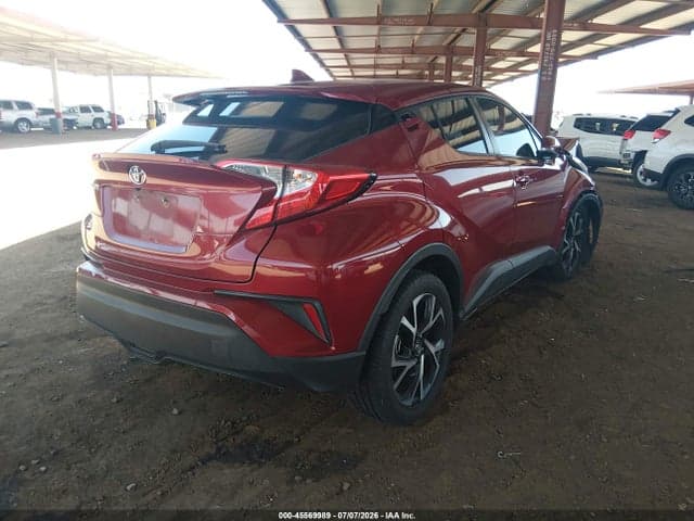 2018 TOYOTA C-HR XLE 4