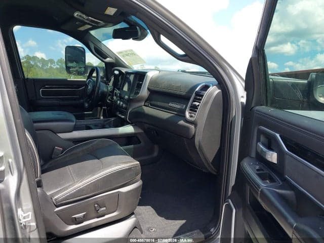 2020 RAM 2500 LARAMIE 4X4 6'4 BOX 5