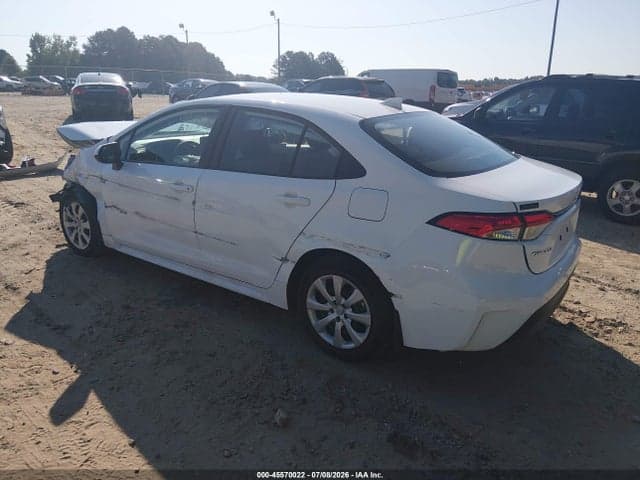 2026 TOYOTA COROLLA LE 3