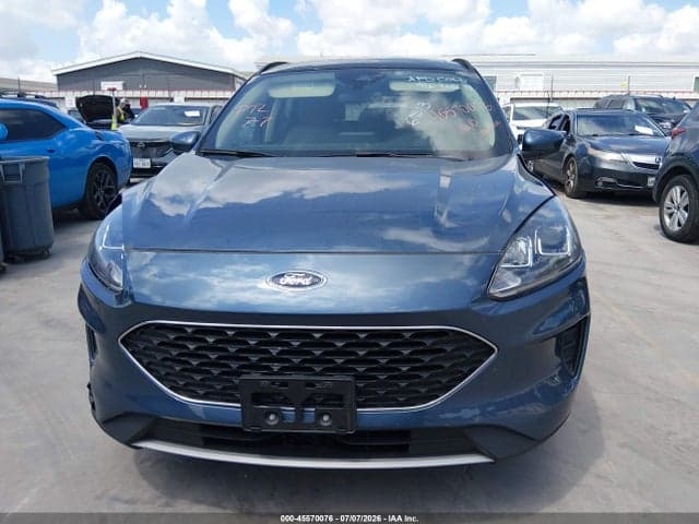 2020 FORD ESCAPE SE 12