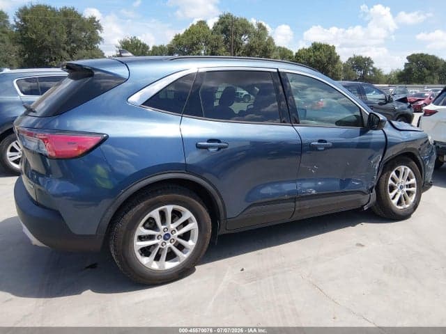 2020 FORD ESCAPE SE 17