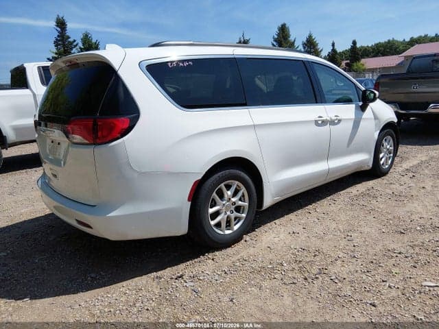 2020 CHRYSLER VOYAGER LXI 4