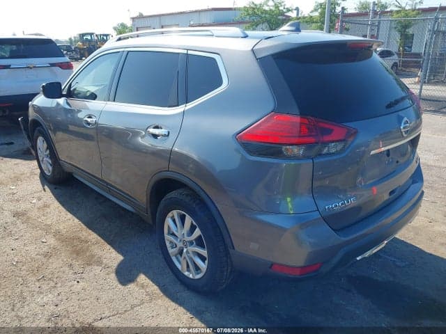 2017 NISSAN ROGUE SV 3