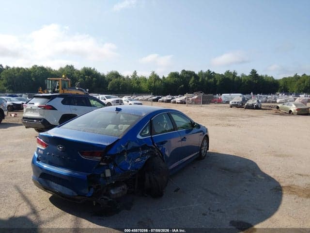 2019 HYUNDAI SONATA SE 4