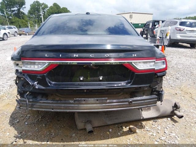 2017 LINCOLN CONTINENTAL RESERVE 6