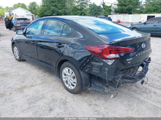 2020 HYUNDAI ELANTRA SE 3