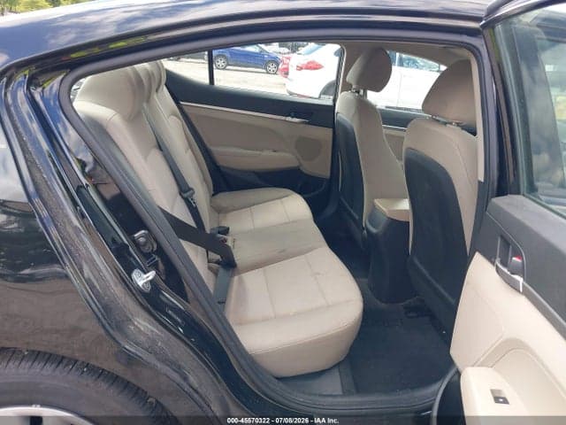 2020 HYUNDAI ELANTRA SE 8