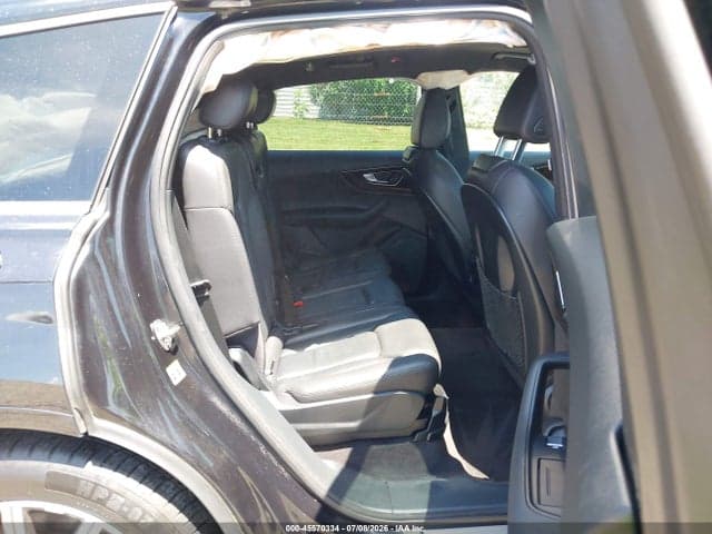 2017 AUDI Q7 3.0T PREMIUM 8