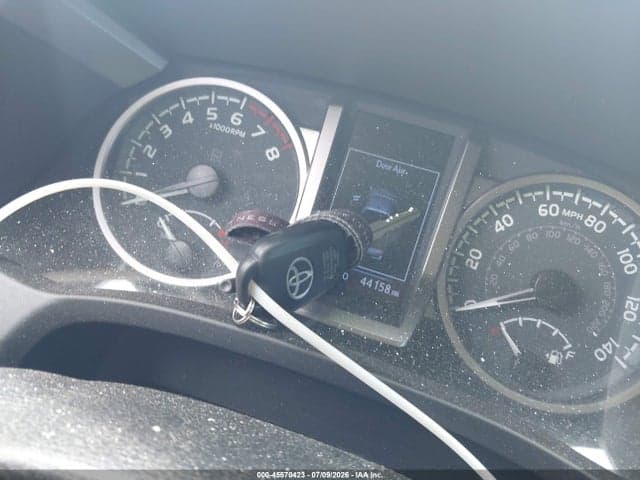 2021 TOYOTA TACOMA SR5 V6 11