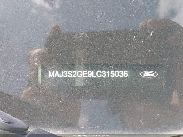2020 FORD ECOSPORT SE 9