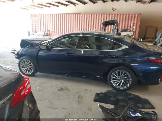 2022 LEXUS ES 300H ULTRA LUXURY 15
