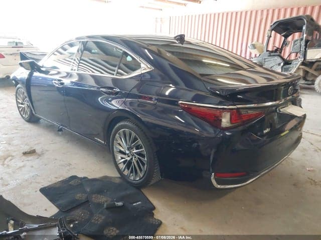 2022 LEXUS ES 300H ULTRA LUXURY 3