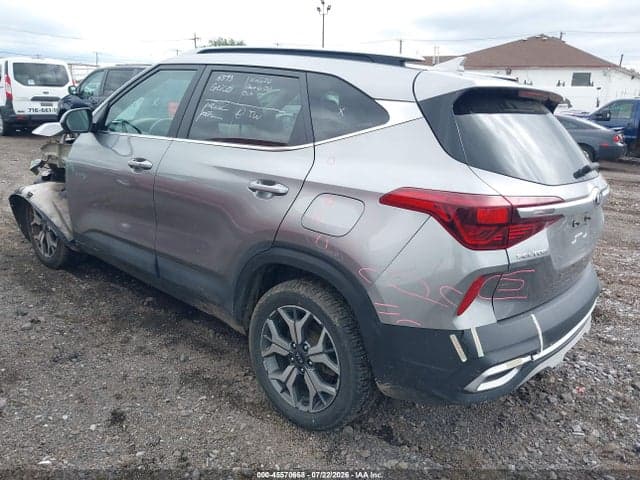 2021 KIA SELTOS EX 3