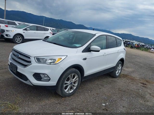 2017 FORD ESCAPE SE 2
