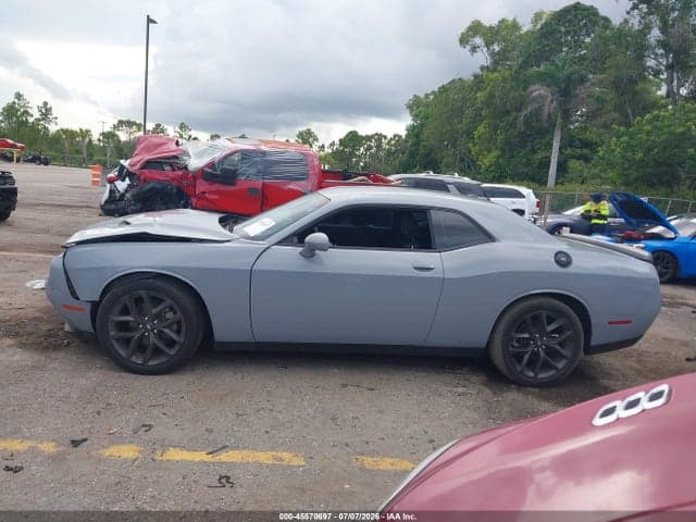 2022 DODGE CHALLENGER SXT 14