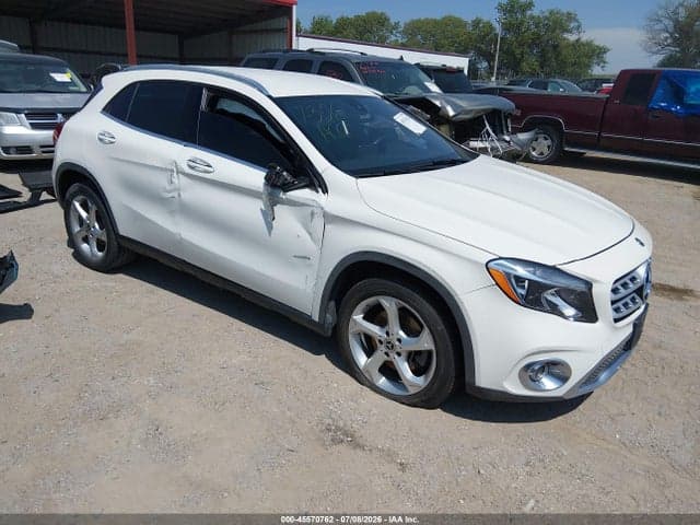 2018 MERCEDES-BENZ GLA 250 - 1