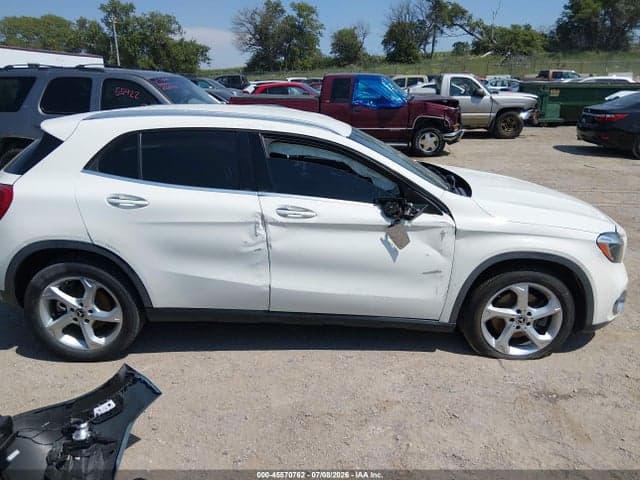 2018 MERCEDES-BENZ GLA 250 12