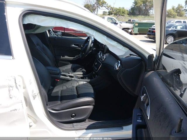 2018 MERCEDES-BENZ GLA 250 5