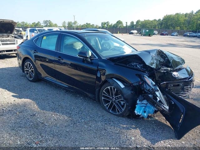 2026 TOYOTA CAMRY XLE 1