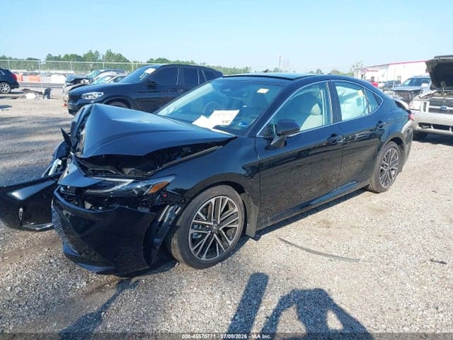 2026 TOYOTA CAMRY XLE 2