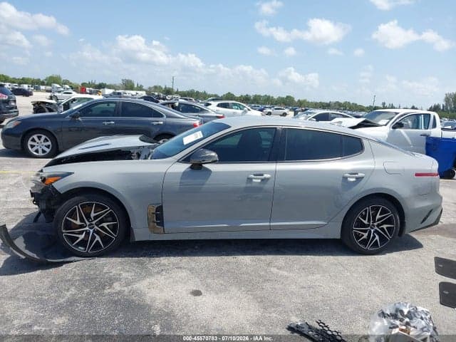 2022 KIA STINGER GT-LINE 14